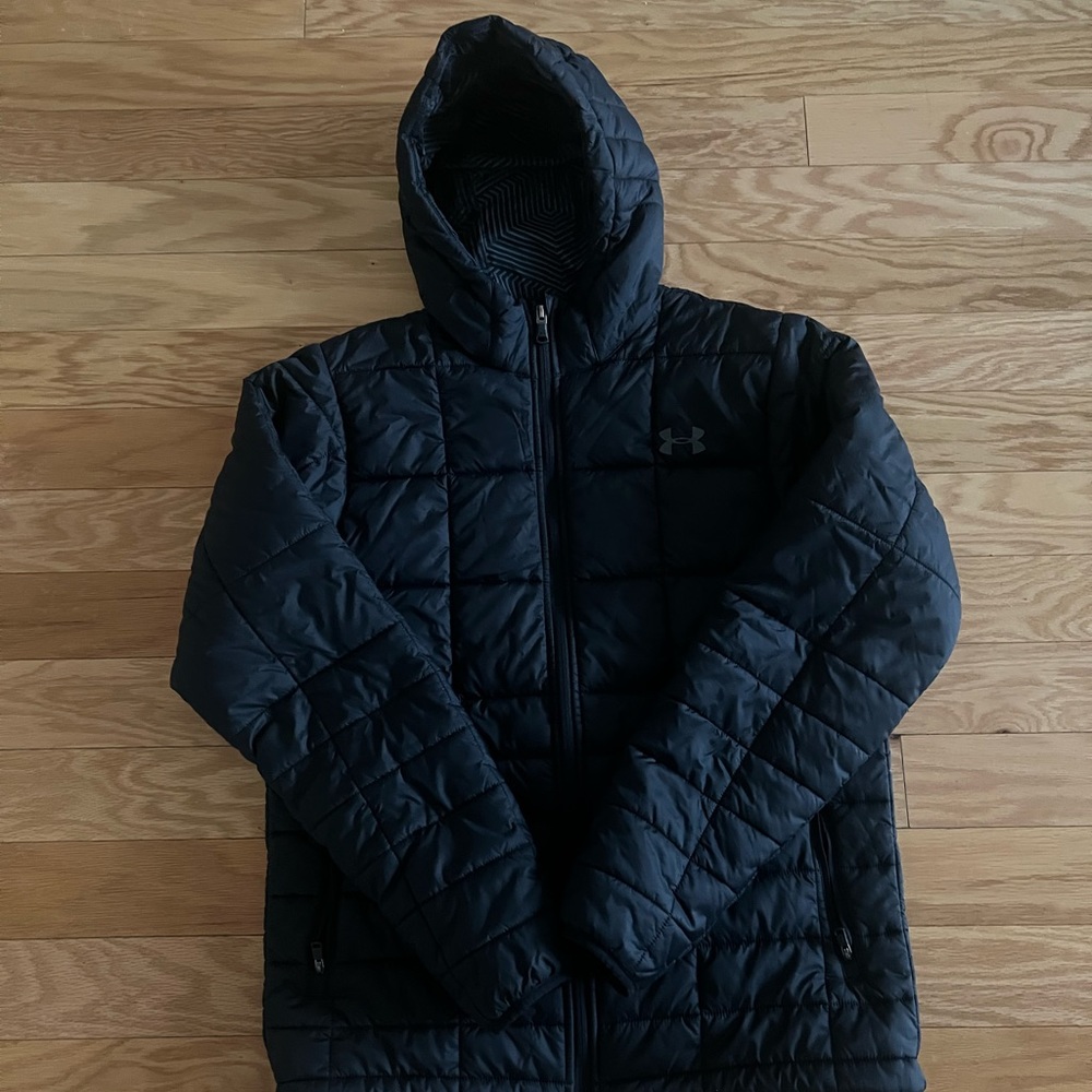 Men’s Under Armour Jacket.